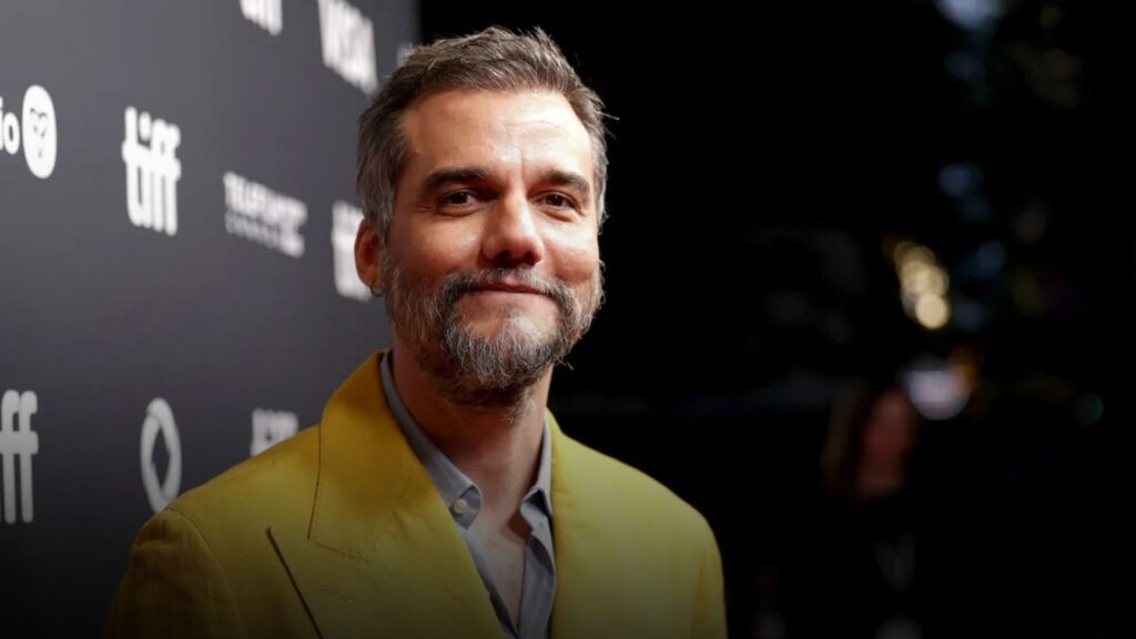 Wagner Moura na première de "O Agente Secreto" no Festival de Toronto • Cindy Ord/Getty Images